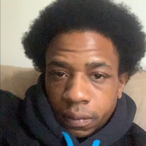 Meet your Posher, Lawrence